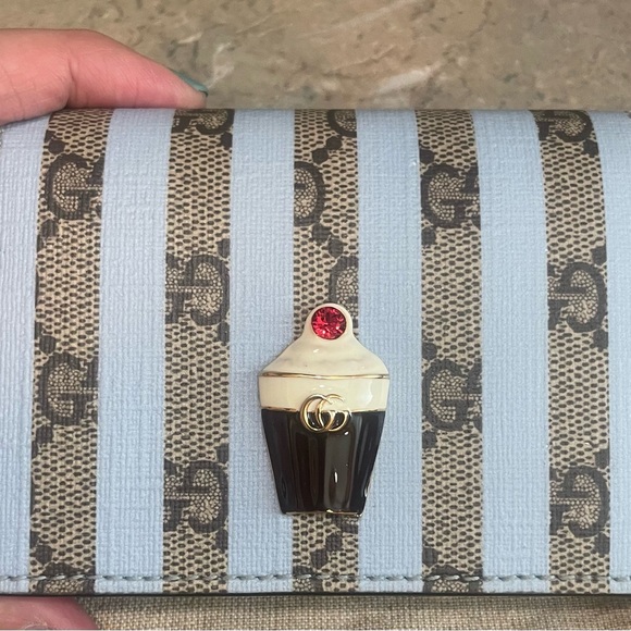 Gucci GG Monogram Limited Edition Canvas Ice Cream Sundae - Picture 2 of 11